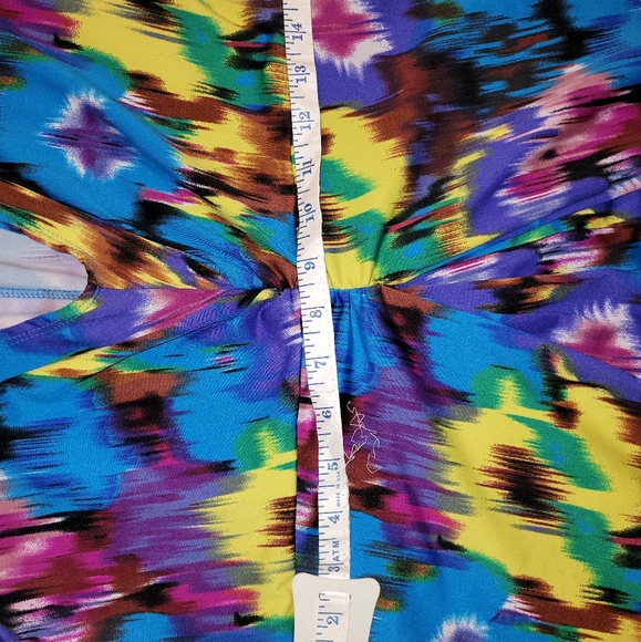 Dress - Picture 2 of 7